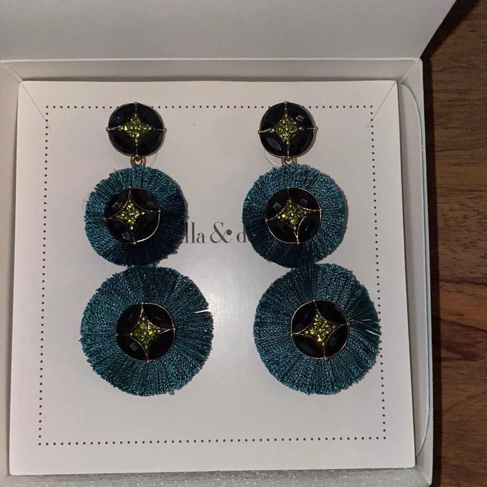 Stella & dot earrings